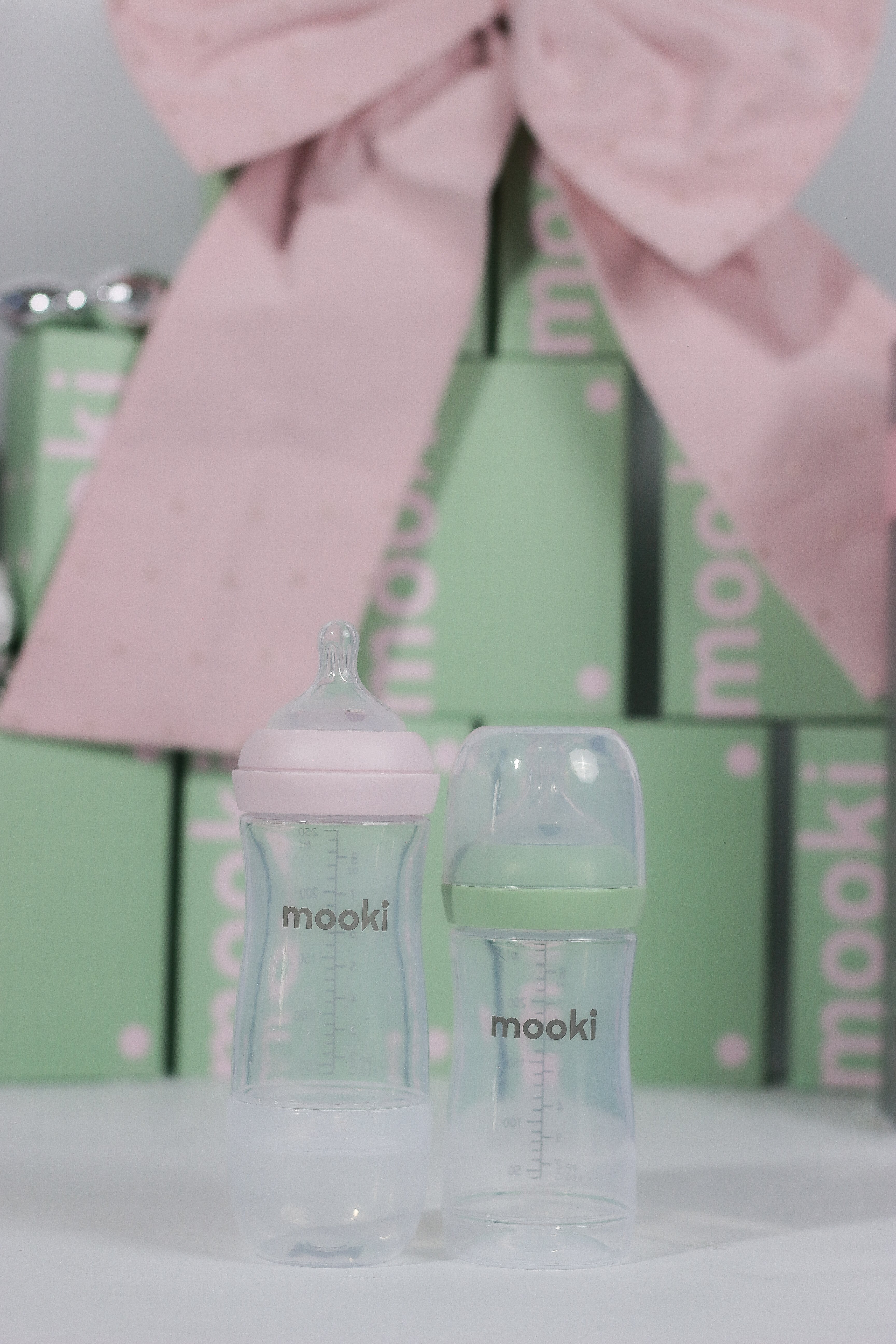 Strawberry Matcha Bottle Set ( HOLIDAY EXCLUSIVE )