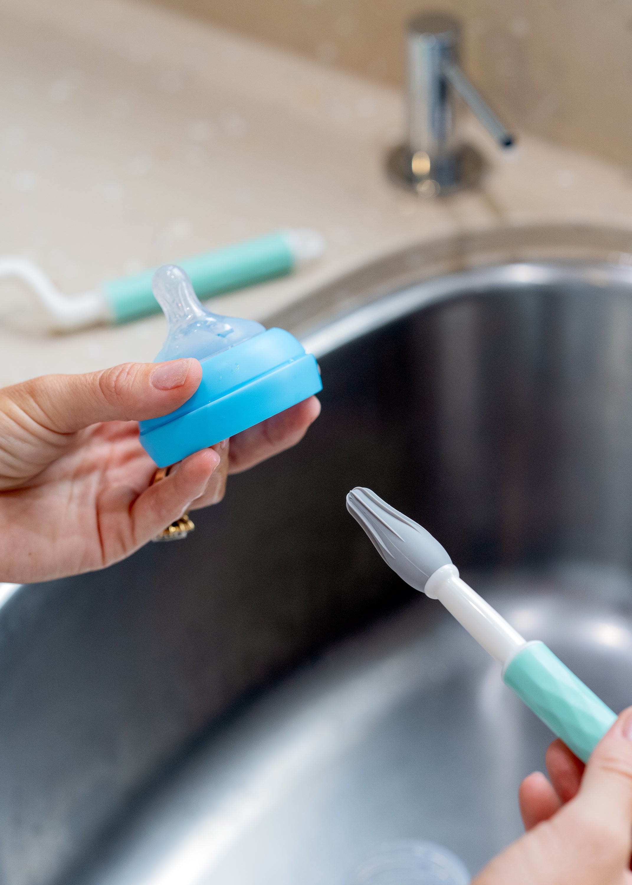 No Mo’ Splash Silicone Twist Handle Bottle Brush Set